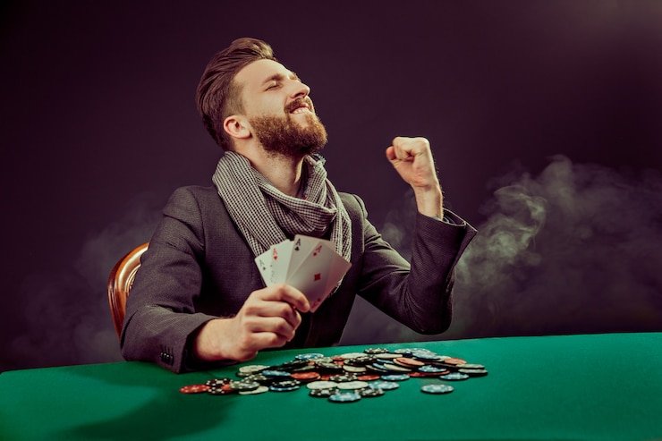 Dashboard Program Loyalitas dewagame menampilkan tingkat keanggotaan dan progress ke tingkat berikutnya