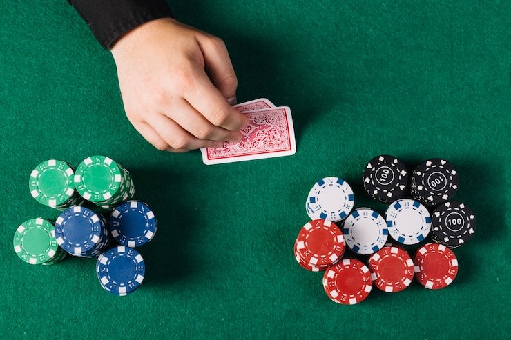 Bagan tingkat loyalitas dewagame menampilkan manfaat progresif dari Member hingga Diamond